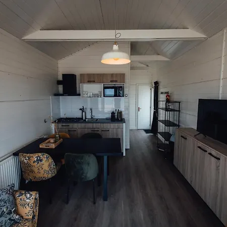 Nyaraló Logeren Aan Zee *